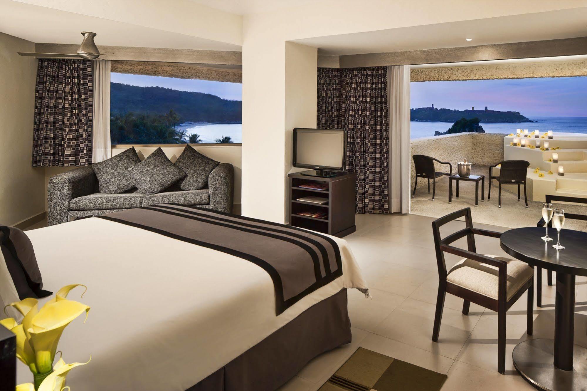 HOTEL DREAMS HUATULCO RESORT & SPA HUATULCO 5* (Mexico) - from £ 191 |  HOTELMIX